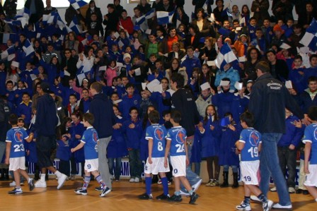 Gli atleti di Serie A insieme ai bambini di Tortorici